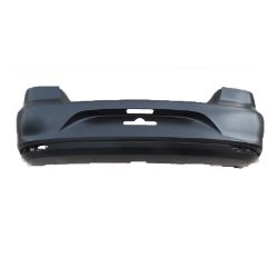 Imagem de Para-choque Traseiro VOLKSWAGEN VOYAGE Preto Liso com Furo Refletor - RUFATO 23338