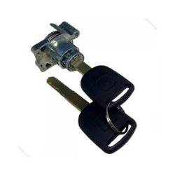 Imagem de Cilindro de Fechadura do Porta Malas HONDA FIT com Chave - UNIVERSAL AUTOMOTIVE 613050