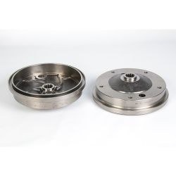 Imagem de Par de Tambor de Freio Traseiro VOLKSWAGEN FUSCA com Cubo 5 Furos - TRW/VARGA RPTA00890