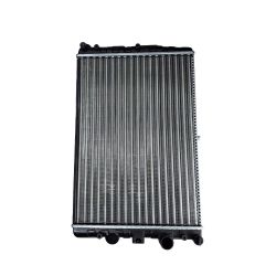 Imagem de Radiador de Água VOLKSWAGEN GOL/PARATI com Ar-condicionado - SOLOCAR SL710034